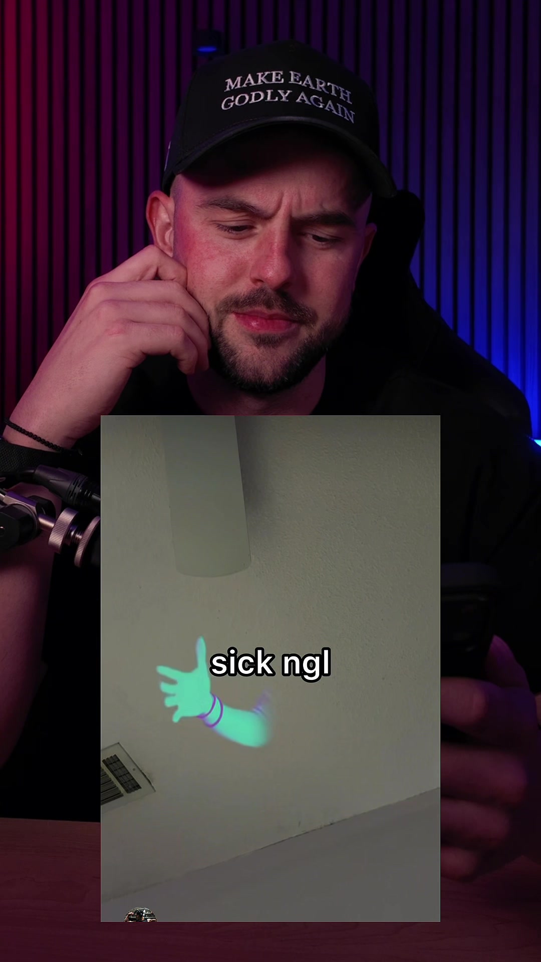 @hypedwithharry