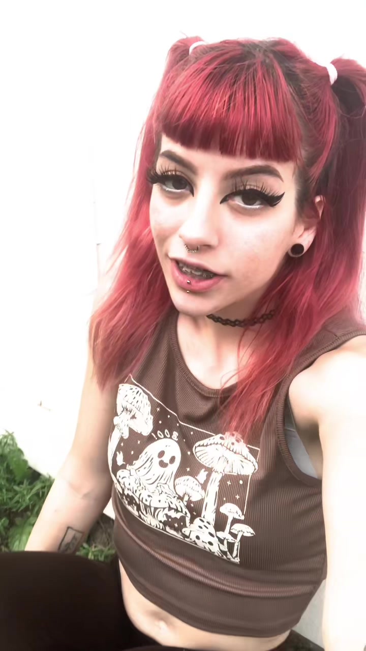 @Julia🤍🥀