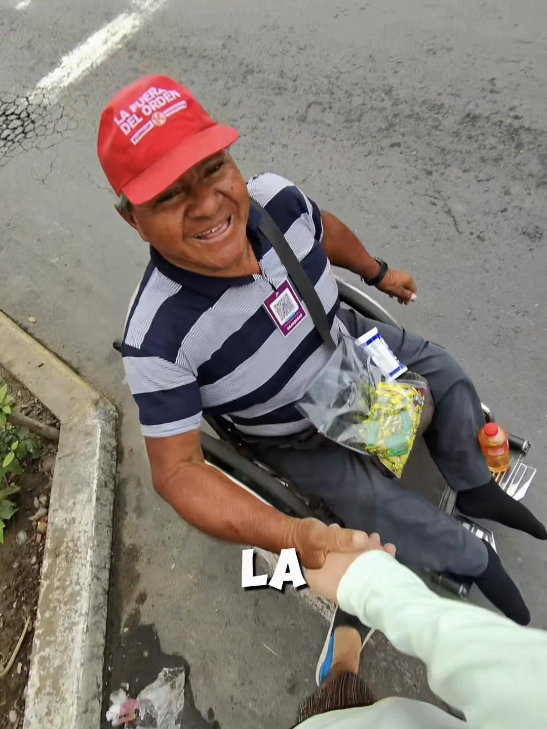 @Lavueltadeloco