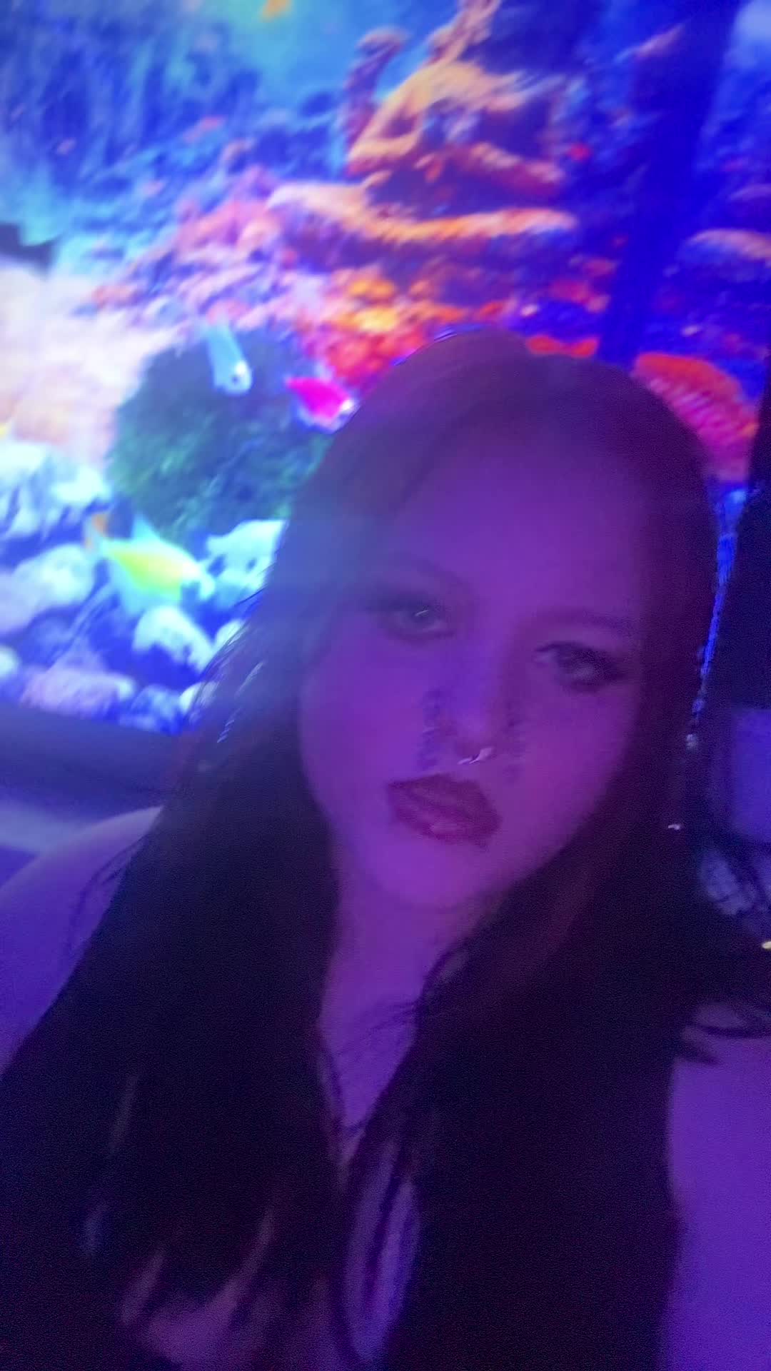 @️