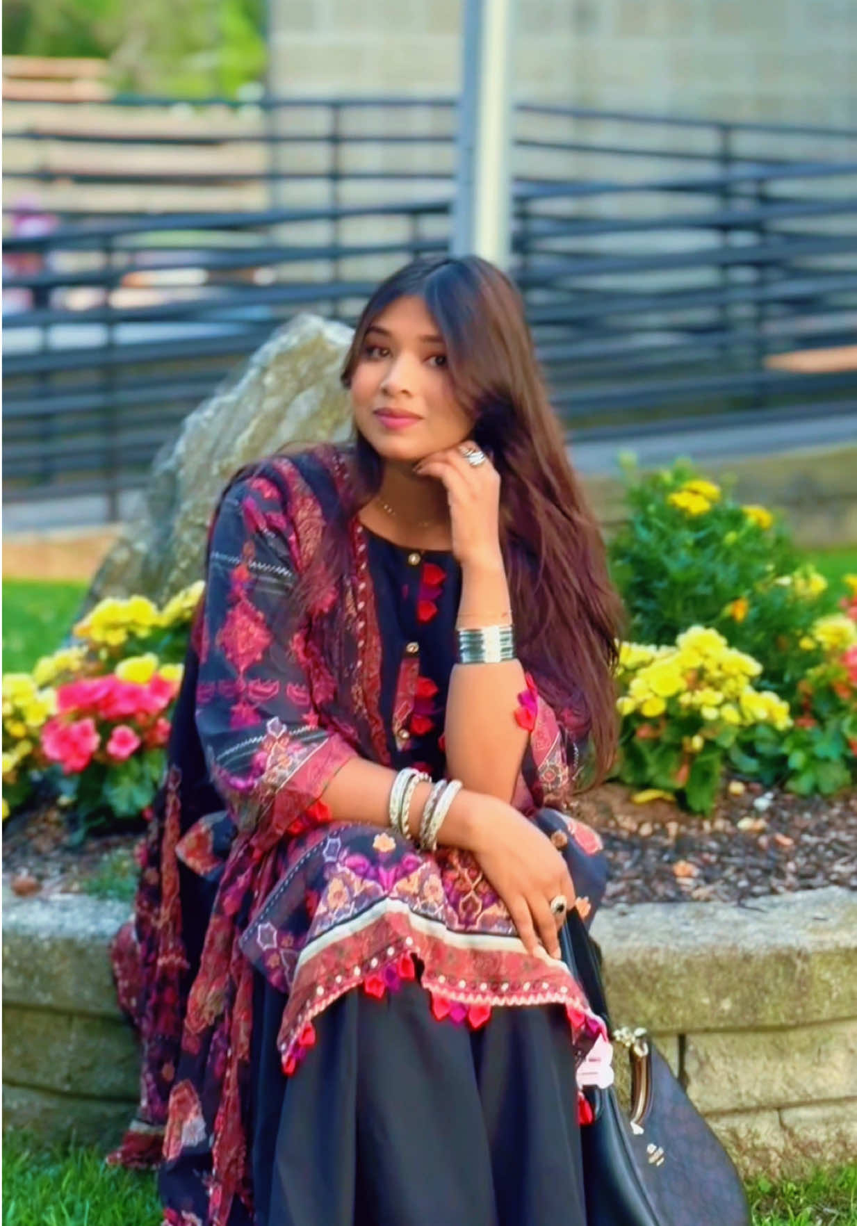 @Faria Ahmed❤️🖤