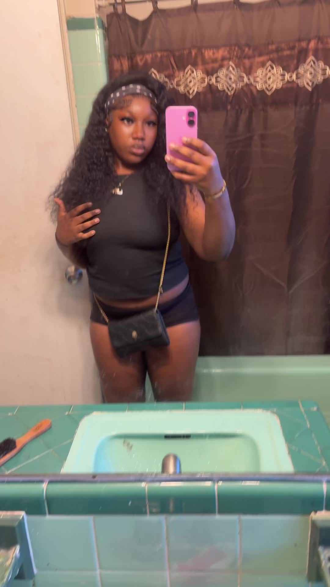 @😌