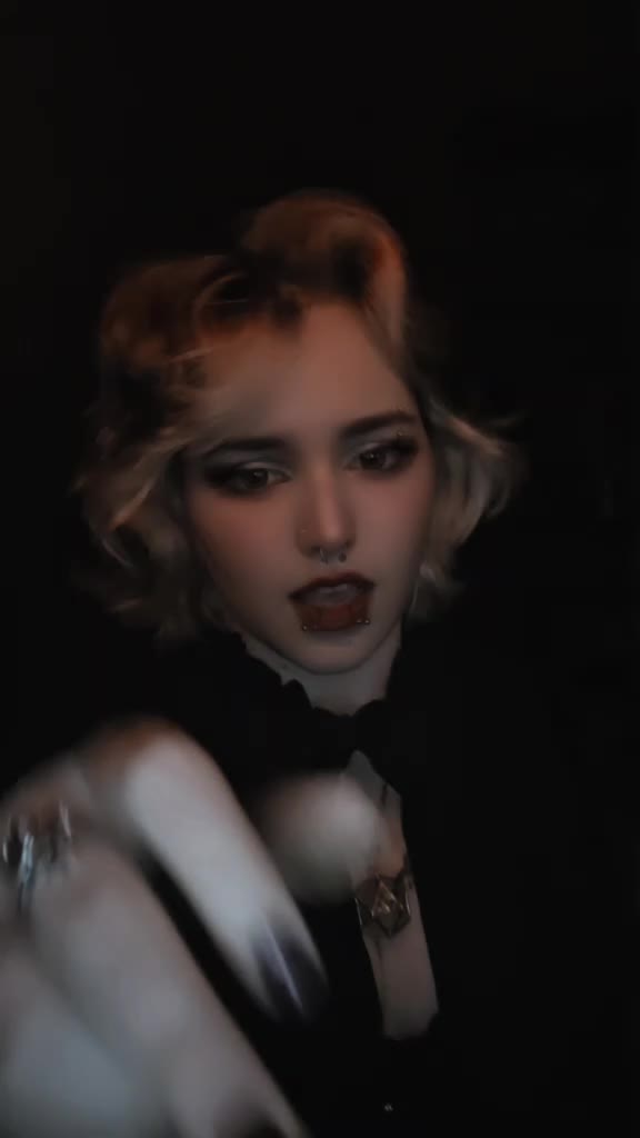 @Jinx ☠️🖤🩸
