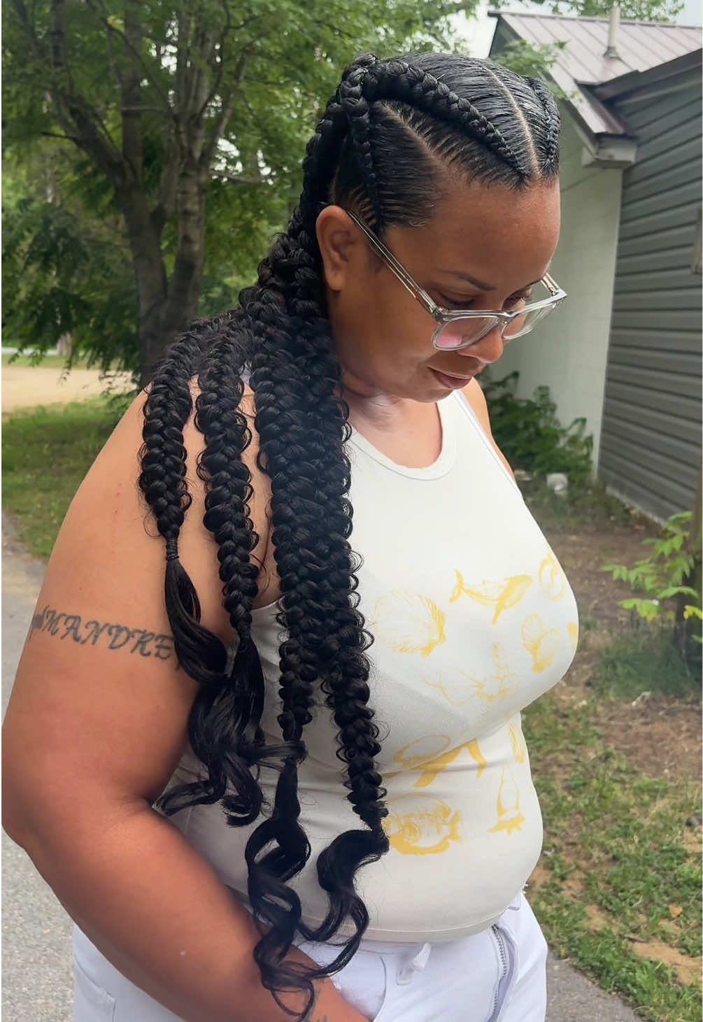 @Hairbylishaa
