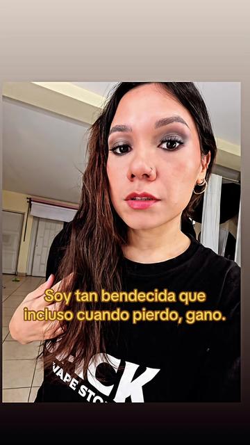 @Giulianna Ángeles Es