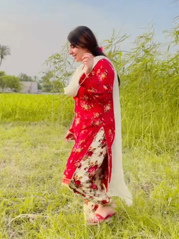 @sania khan