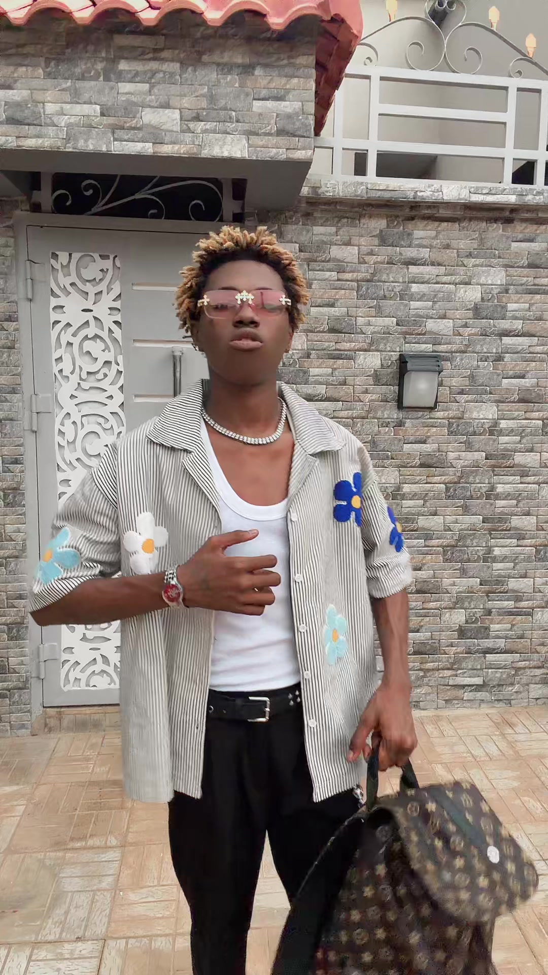 @J probleme officiel