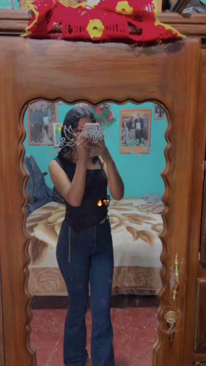 @𝓔𝓼𝓶𝓮𝓻𝓪𝓵𝓭𝓪 🧚🏽♀️💞