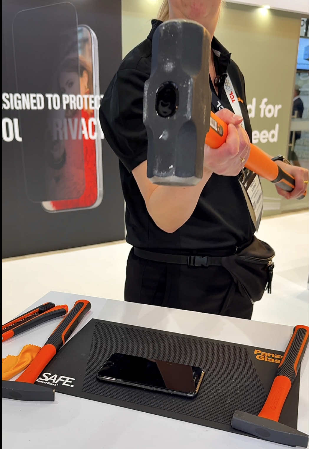 @Gadget Glimpse