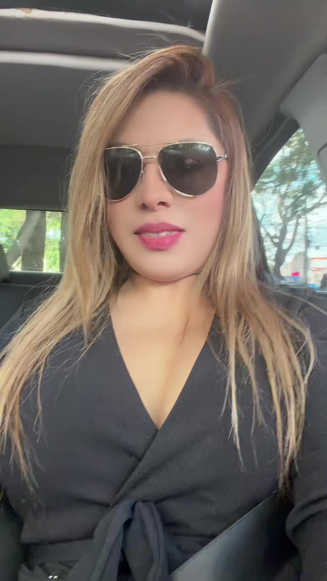 @Laurita