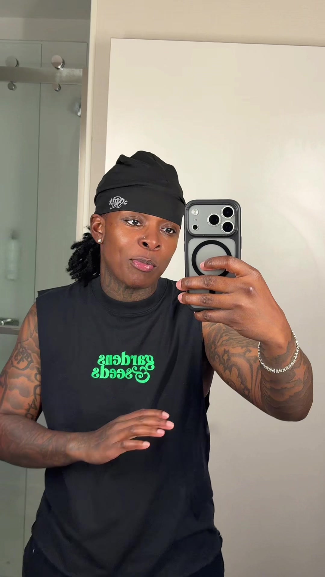 @DeFromTheSipp