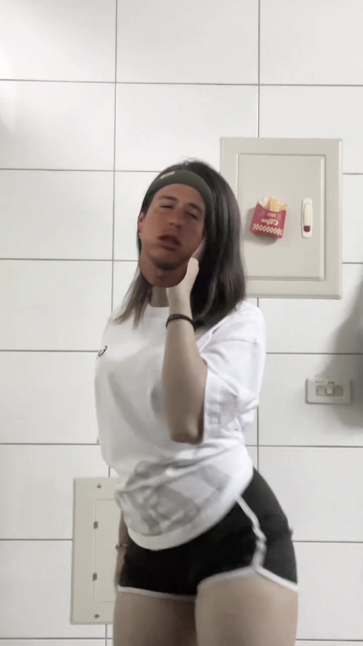 @女友不在請打給我📞