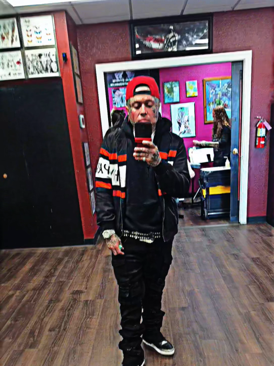 @dmartian719