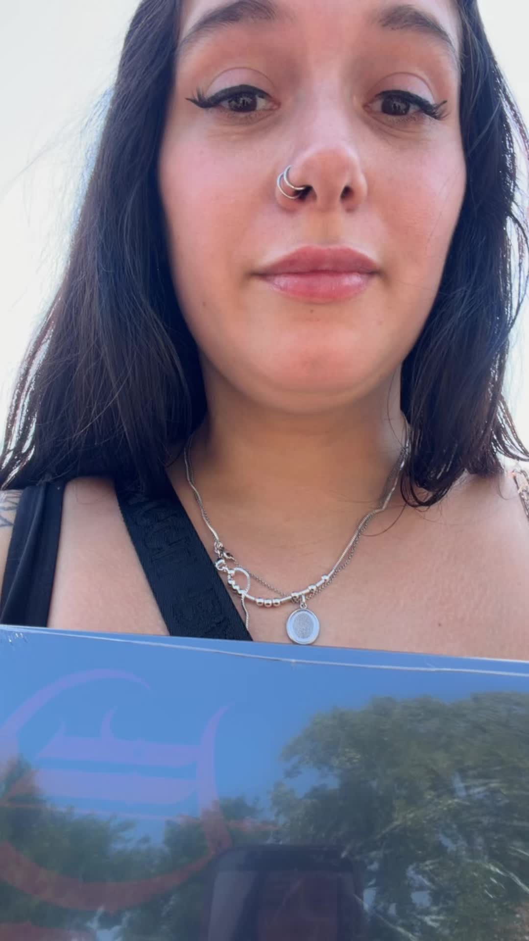 @cara hoffman