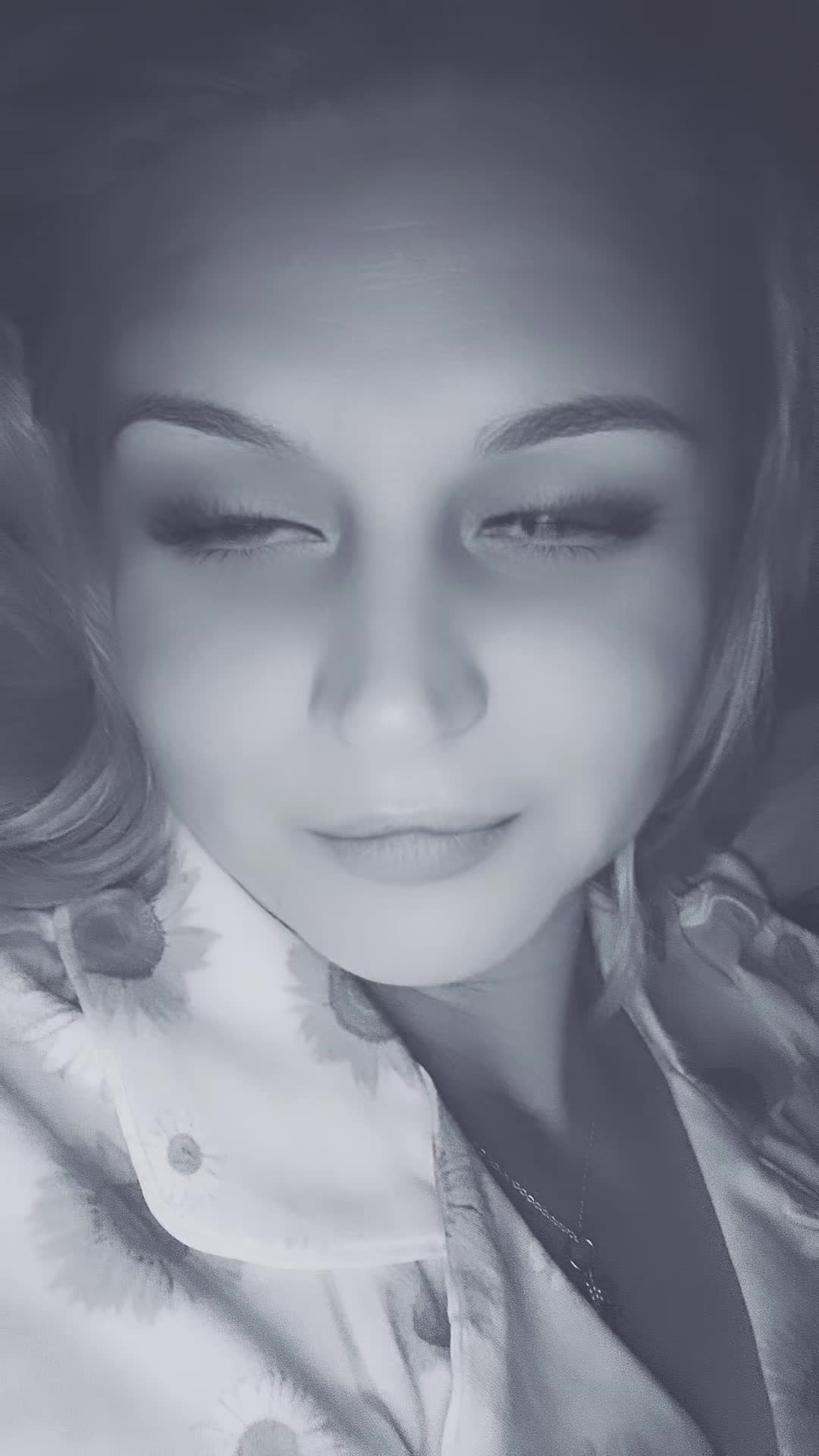 @CAREBEAR🧸