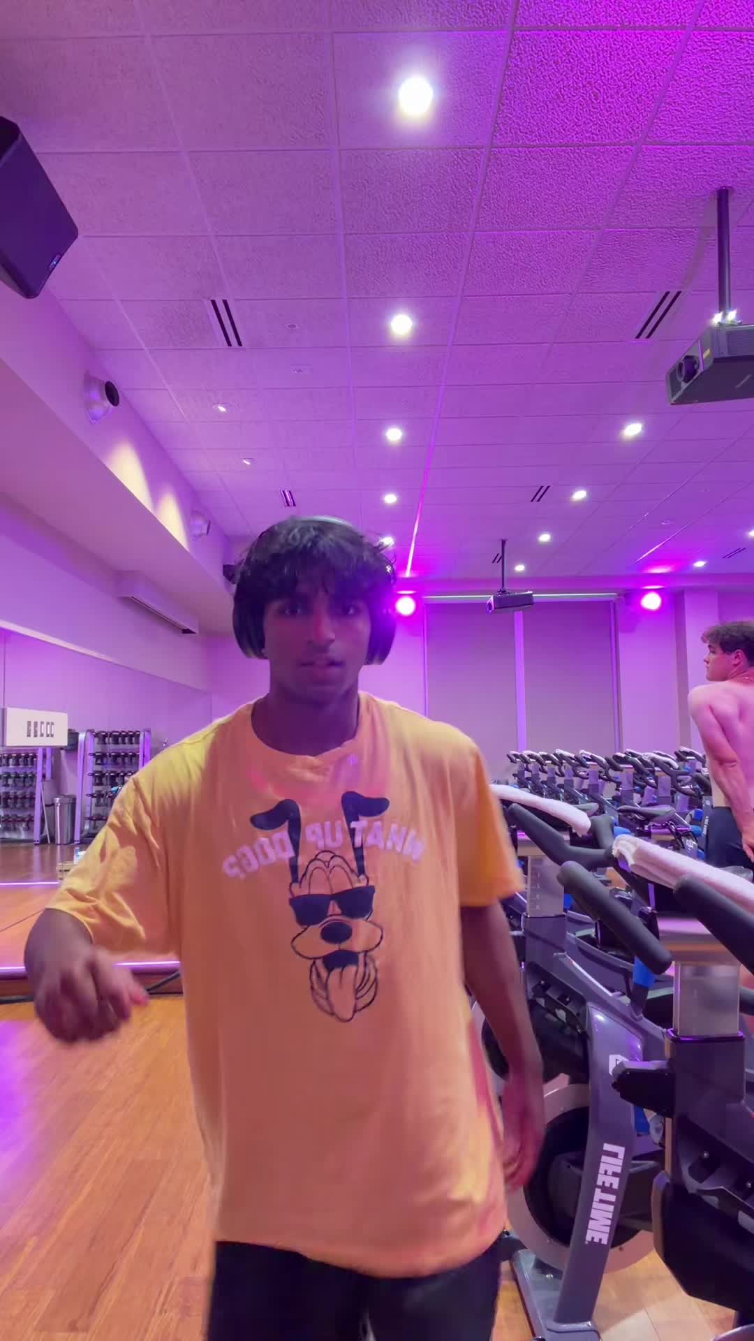@goony