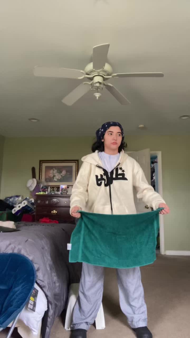 @Kaillysbizzareadventure