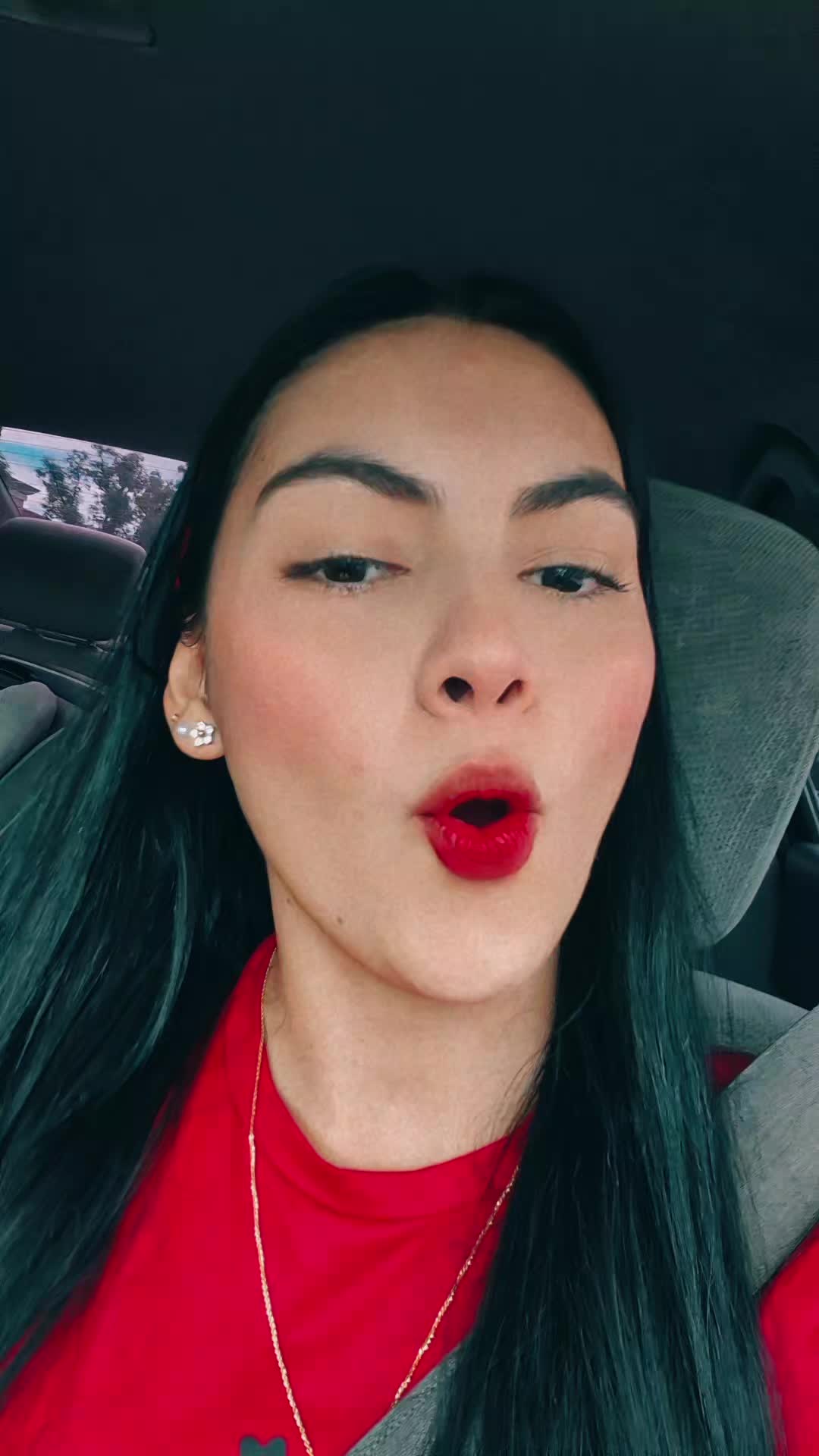 @Alejandra