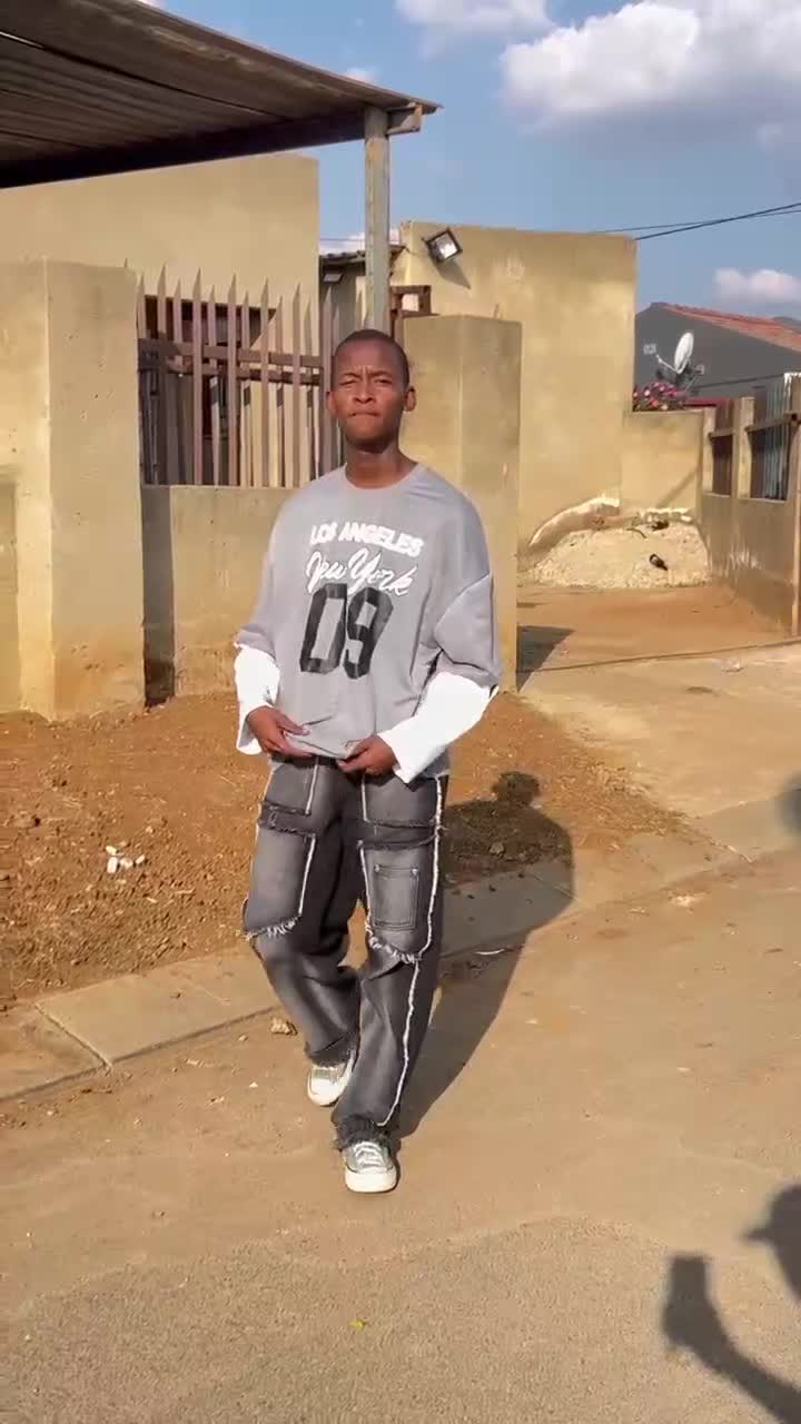 @Fefe Masigo🇿🇦