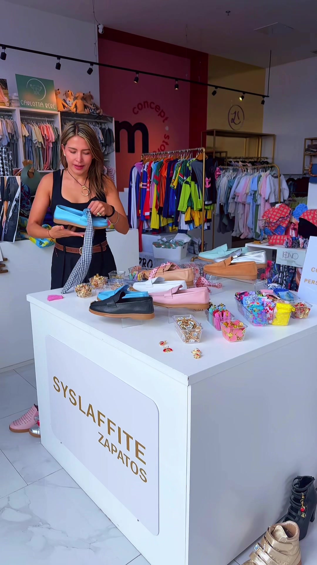 @Zapatos Syslaffitte