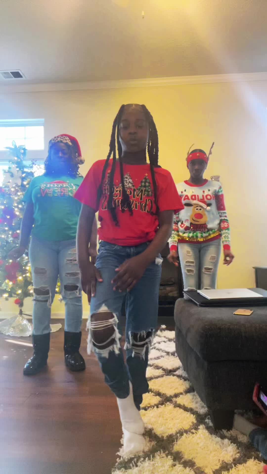 @prettyyblackgirl