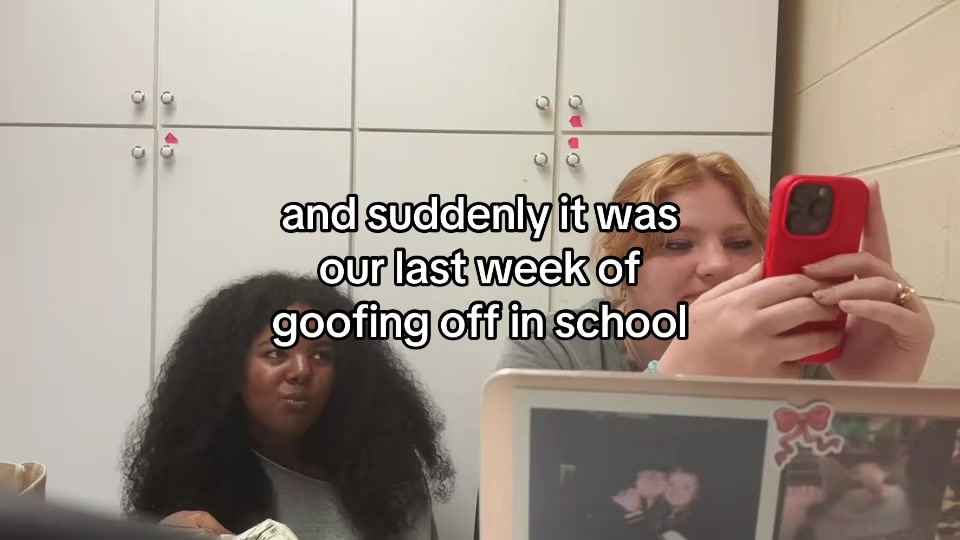 @️