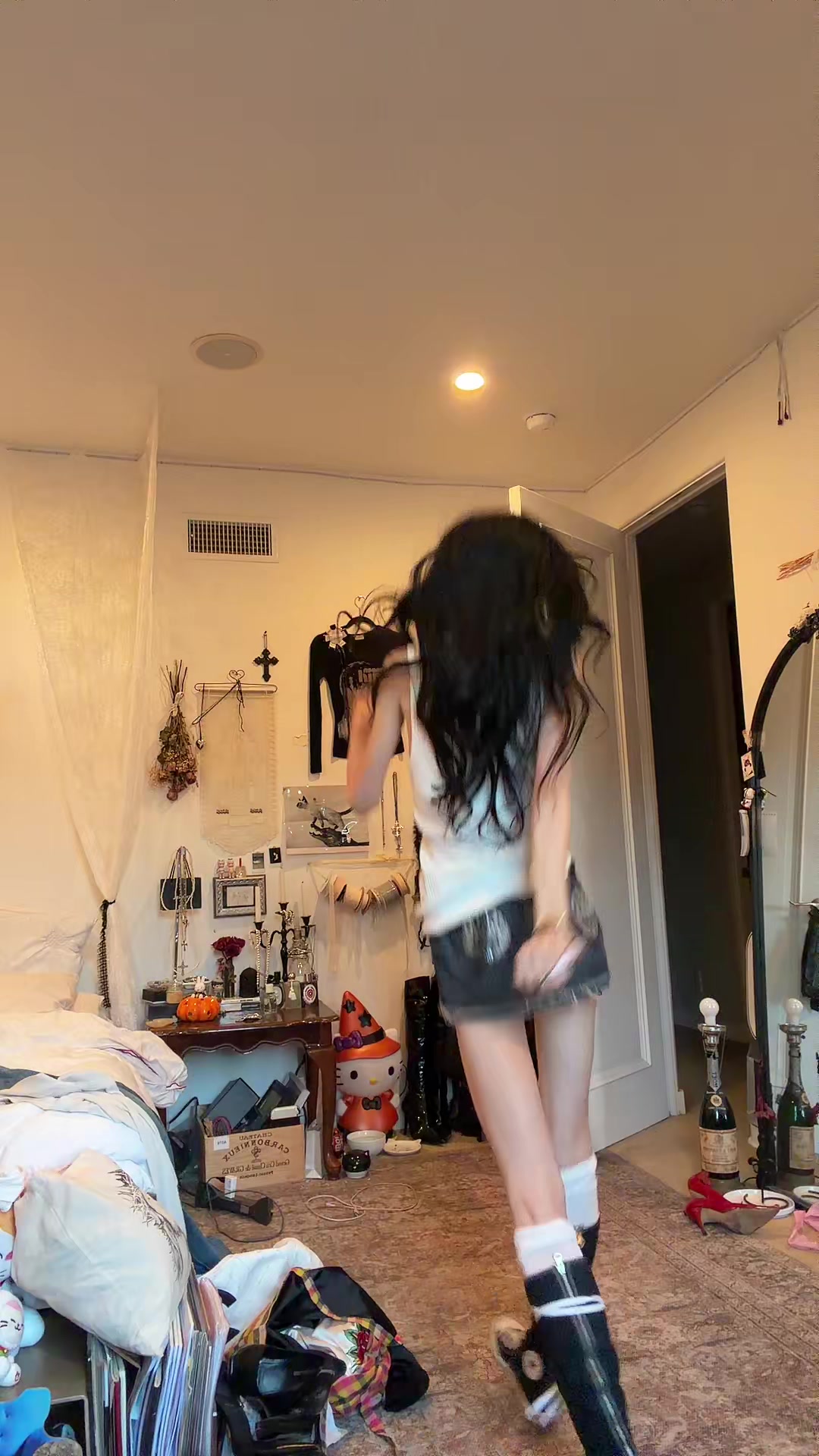 @chlöe