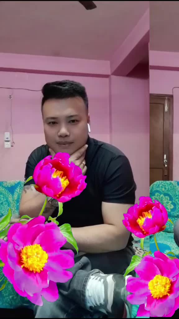 @ठागु आयो है 😀😀😀