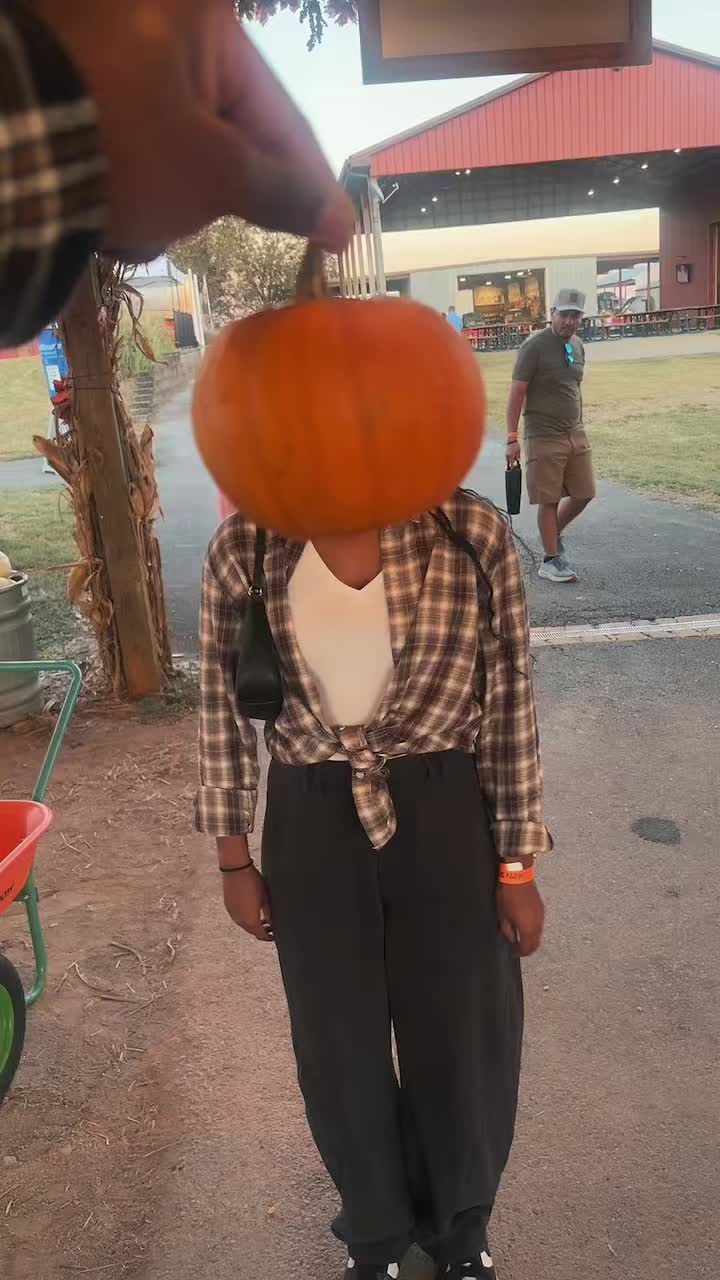 @Shaniya