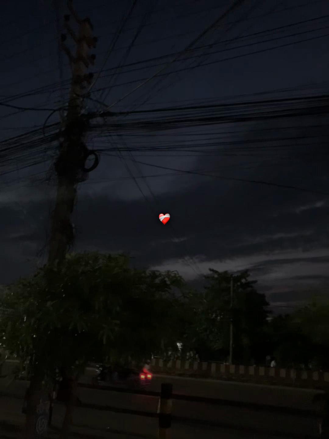 @मनिष 