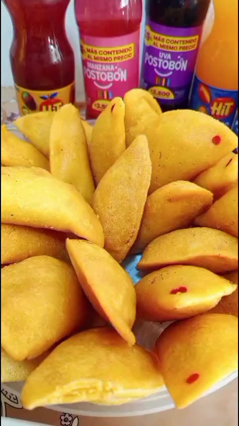@empanadascolombianasparce