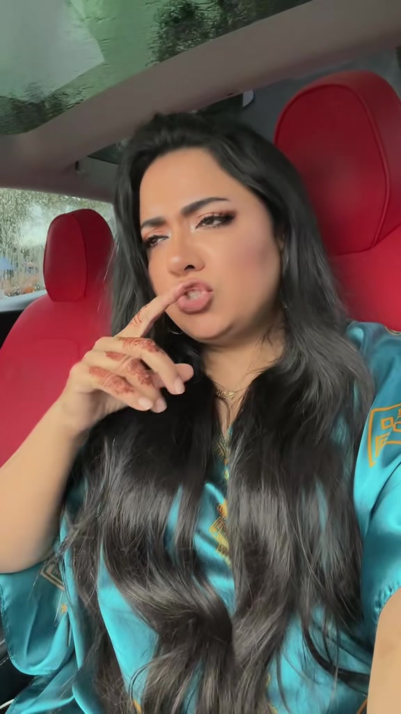 @nazia_siddiqui786