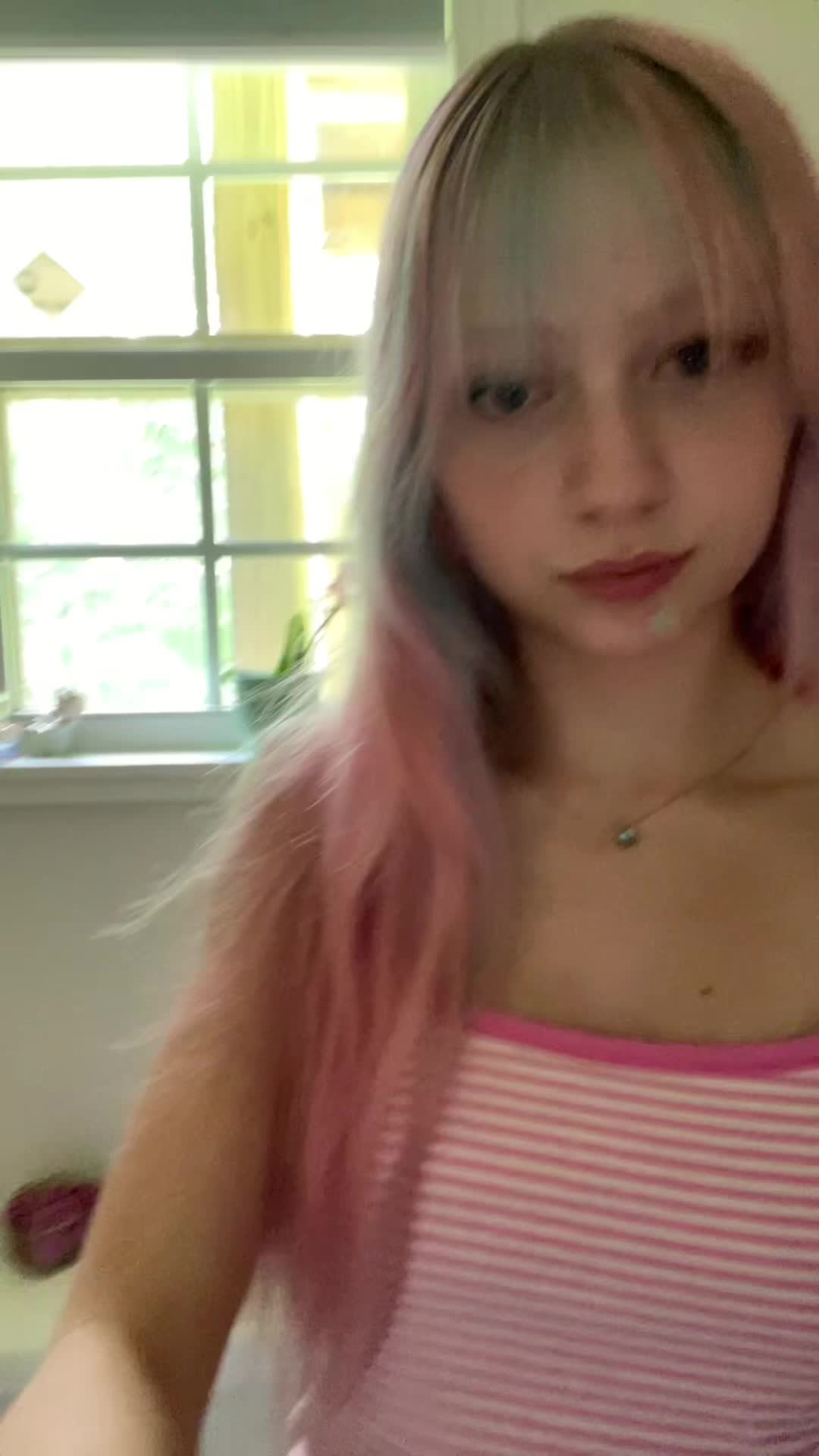 @<3