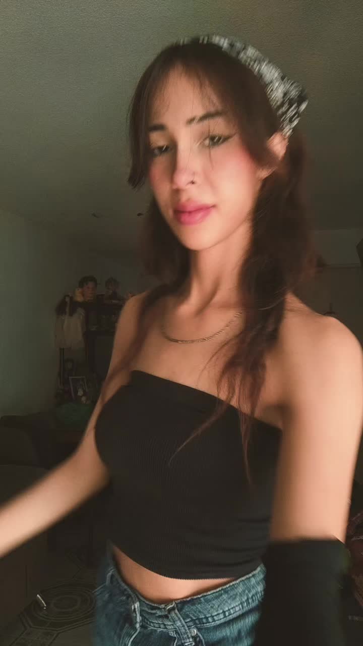 @UVE