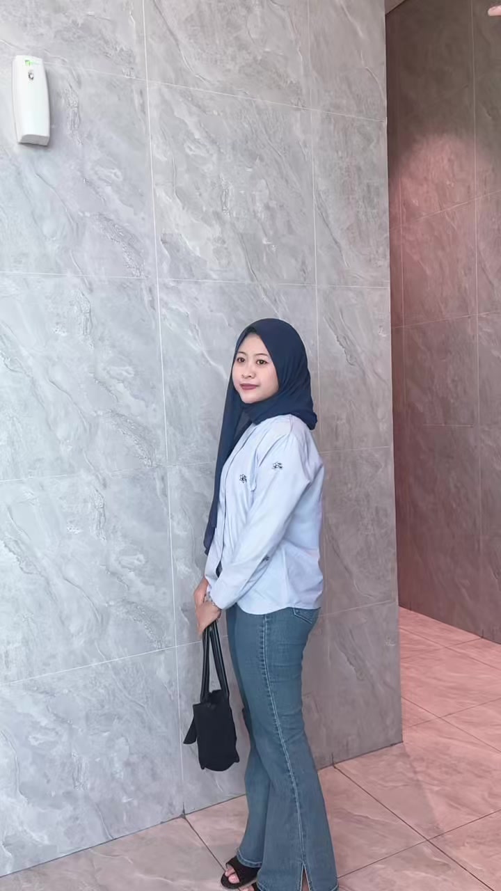 @Fitrianaruchi