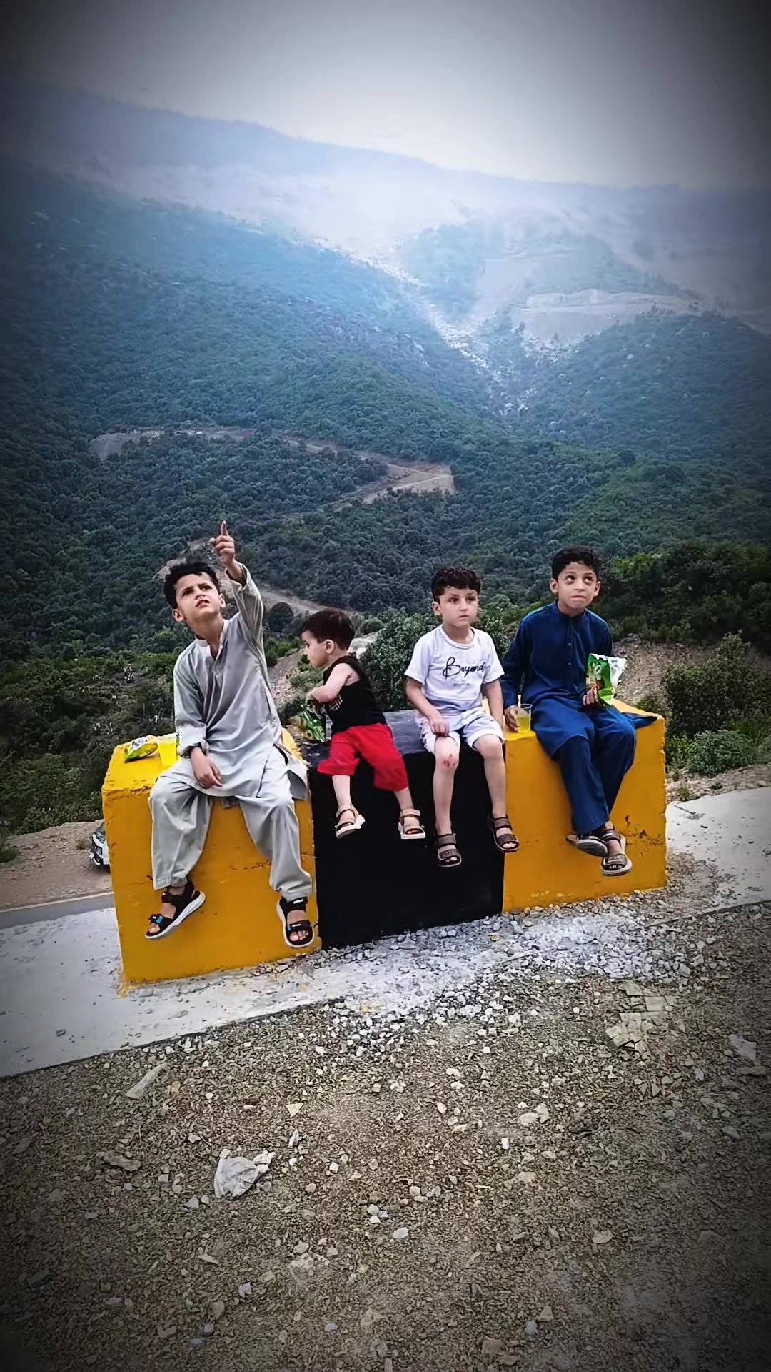 @Alam Afridi qabaile