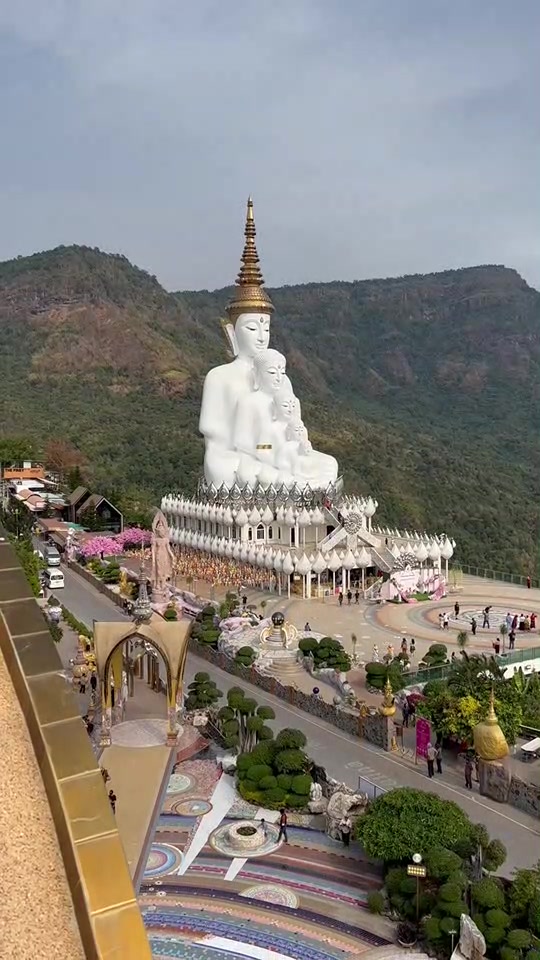 @ลีโอพาเที่ยวพากิน