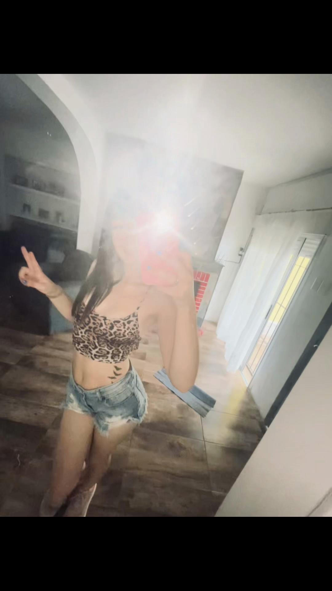 @Atea González🥂
