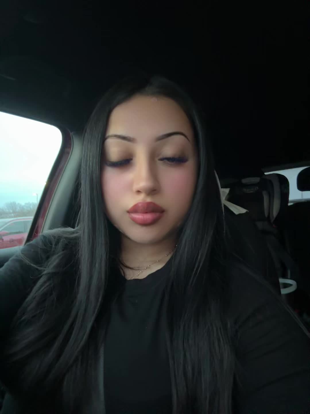 @𝓂𝑒𝓁𝓈 𝓃𝑜𝑒𝓂𝒾
