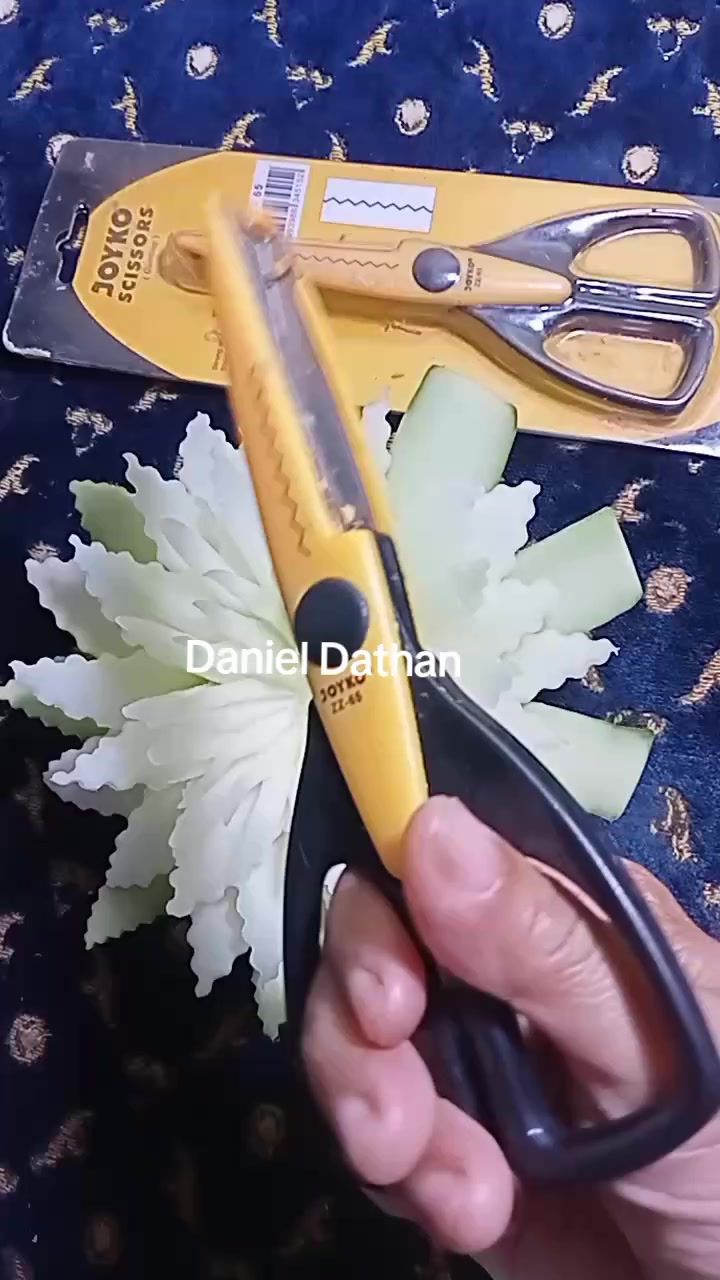 @Daniel Dathan