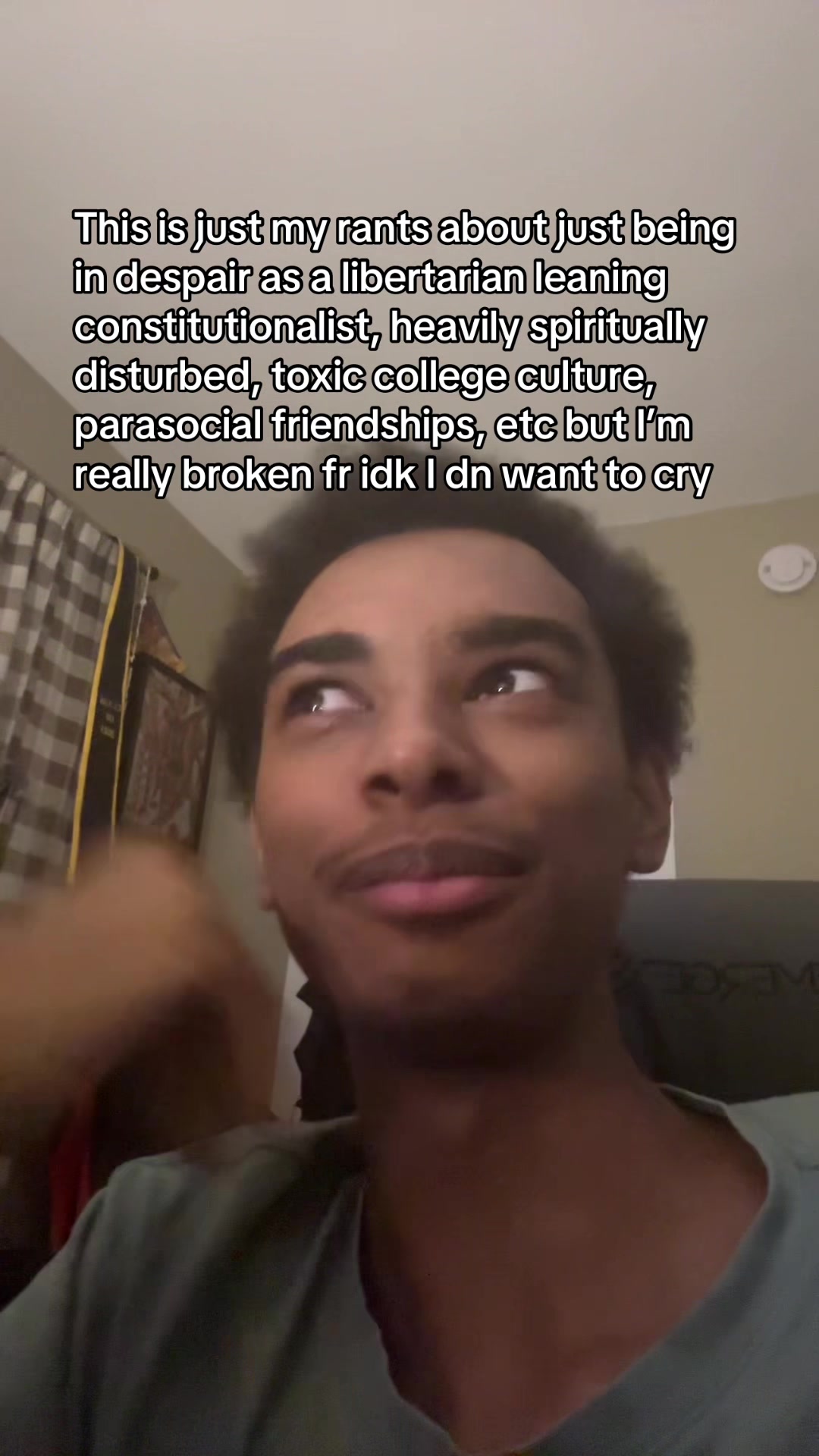 @🗿