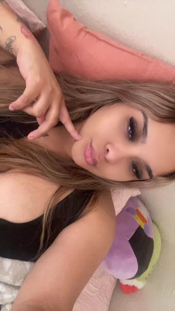 @Nenaa🍒