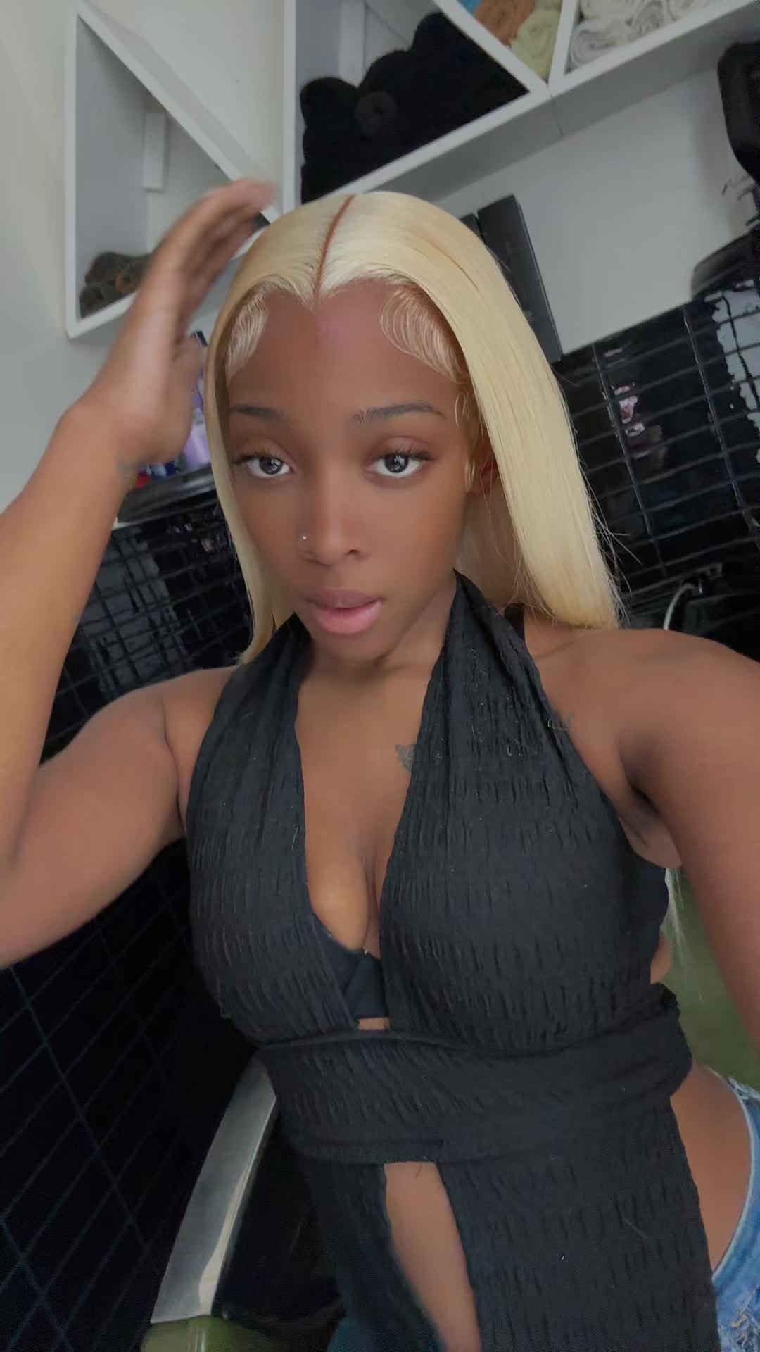 @likkle_.pinkyy