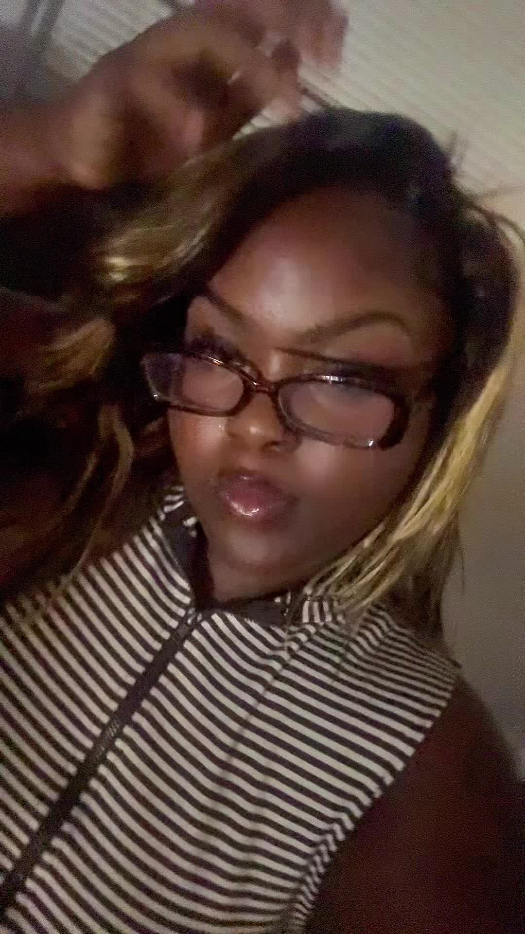 @Areyonna🦋