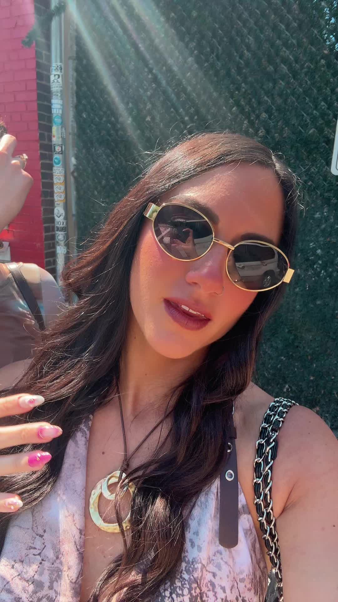 @Alexa🌹