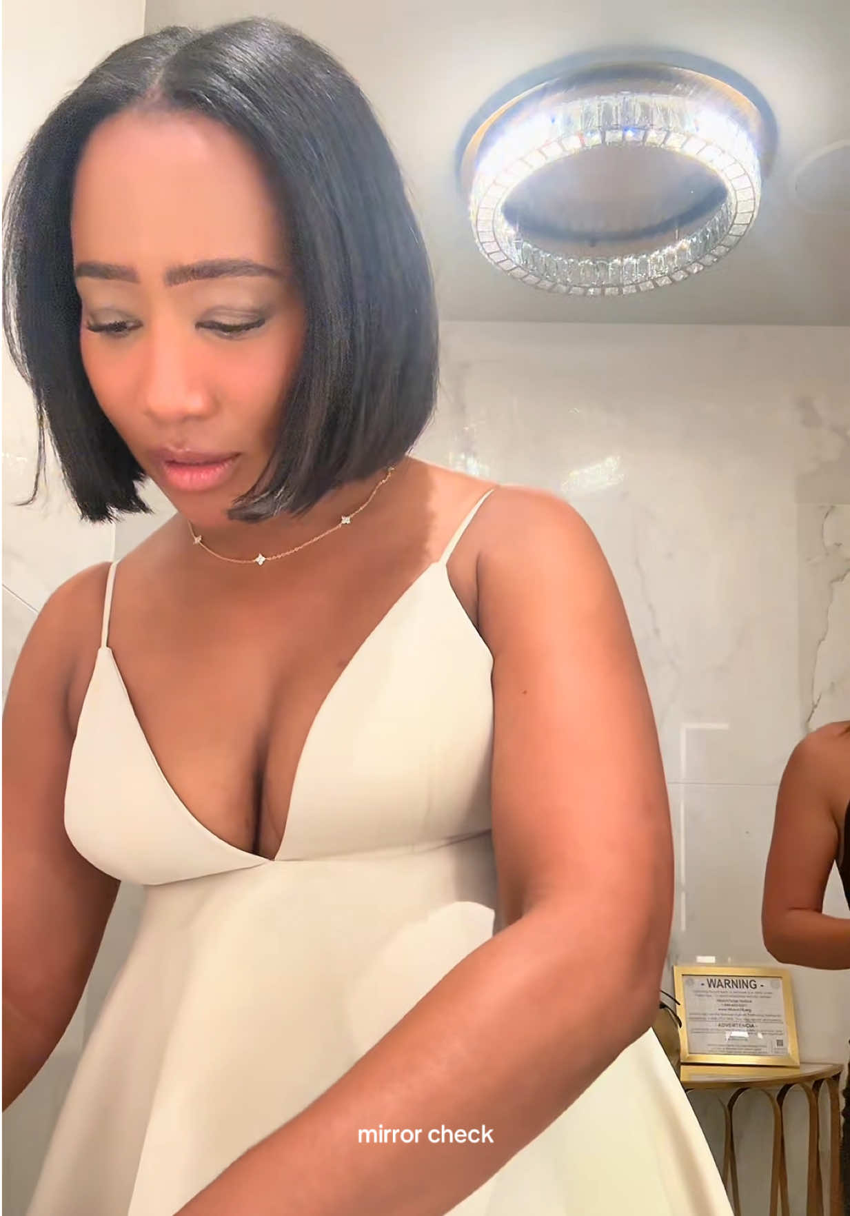 @EffortlesslyChiic