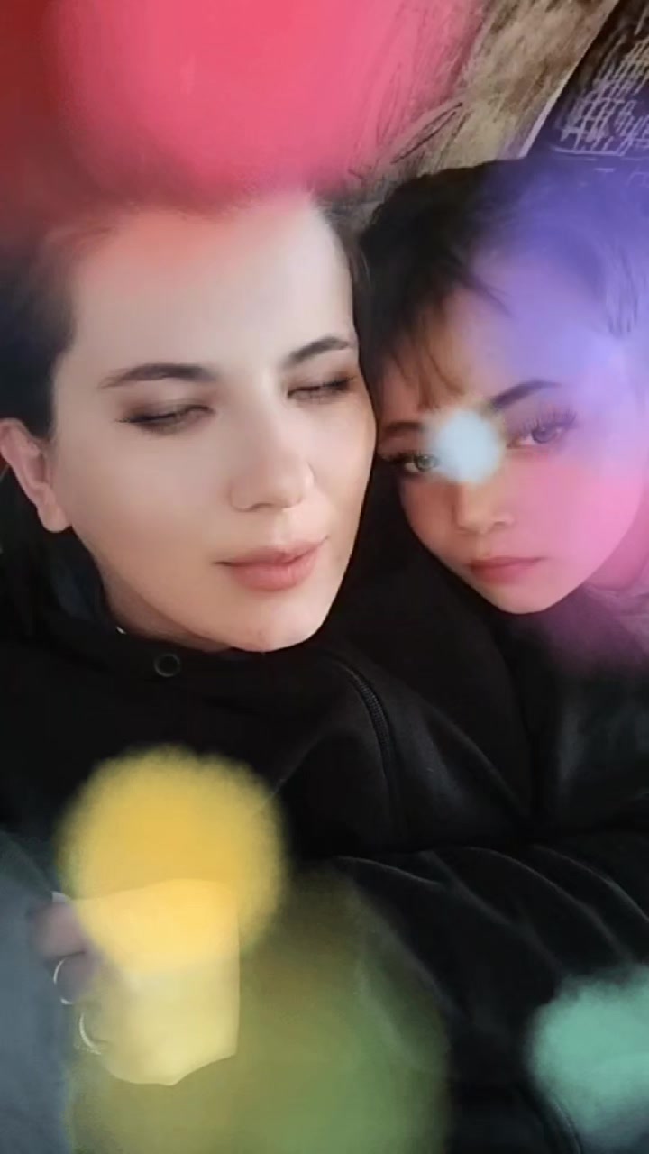 @Oksana Doroș