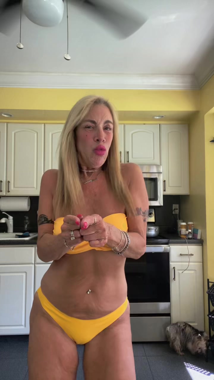 @lucytony21