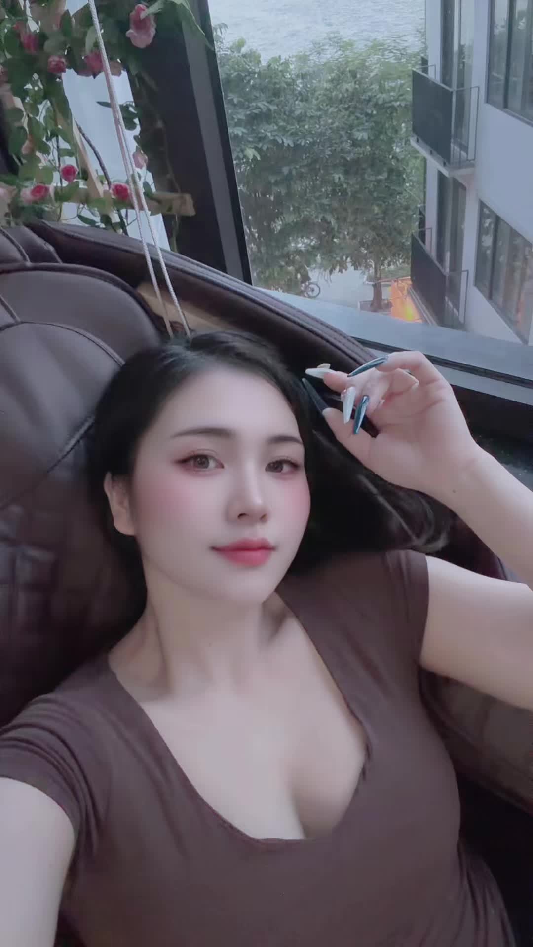 @Nganxinh. Hoa Ngoc Lan