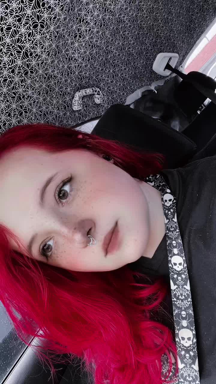 @Hannah🔪🖤